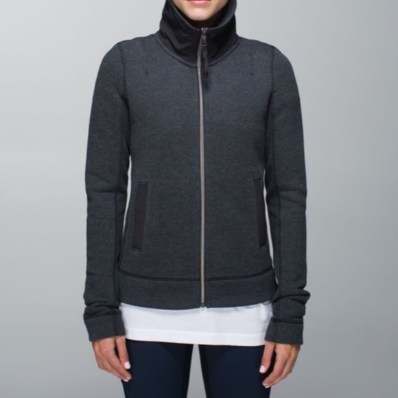 Lululemon en route jacket size 6 - Picture 1 of 9